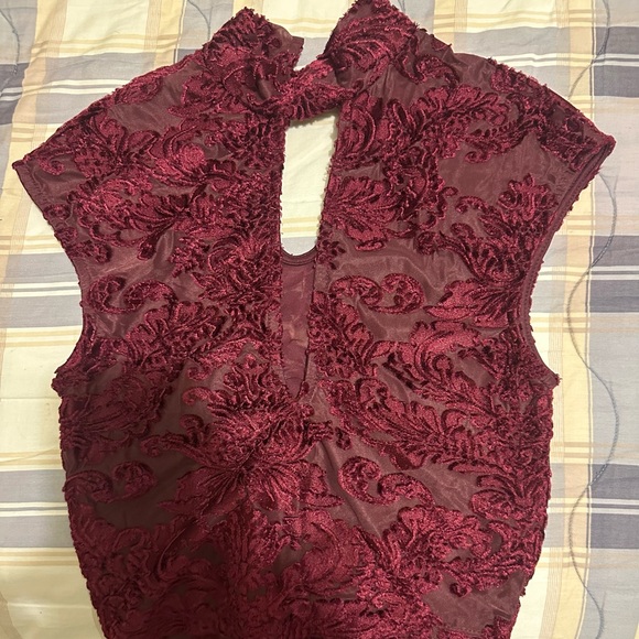 Top - Picture 1 of 1